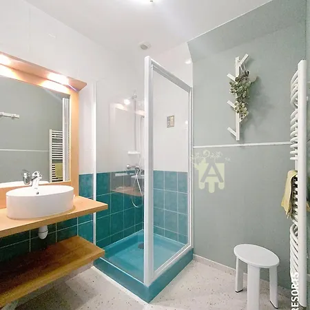 La Cambuziere Holiday home Saint-Victor-la-Riviere