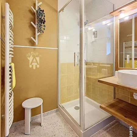 La Cambuziere Holiday home *